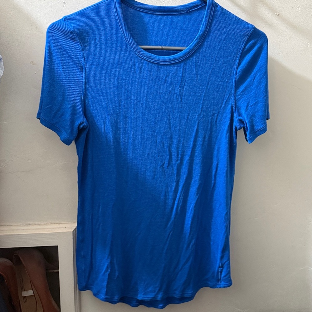 Lululemon dupe - CRZ Yoga Vibrant Blue Short Sleeve T-Shirt